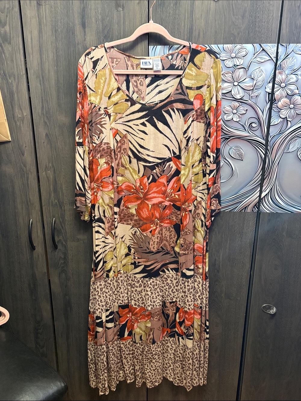 Floral Tropical V-Neck Maxi Dress in Beige, Coral & Olive
